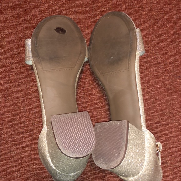 Gold Metallic Ankle Strap Shoe SZ 11 - Picture 5 of 5